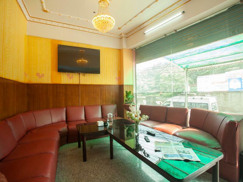 Oyo 195 Global Hotel And Resort カトマンズ エクステリア 写真